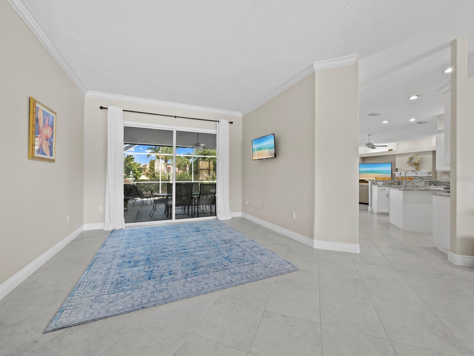 6643 Butlers Crest Dr Property Photo 7