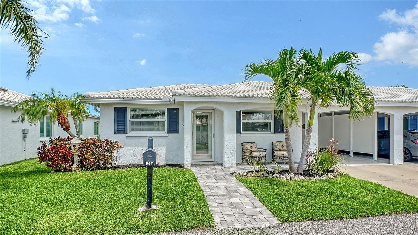 917 Spanish Dr N Property Photo 2