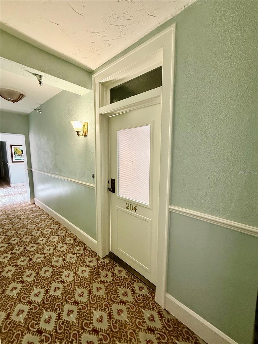 1221 N Palm Ave #204 Property Photo 5