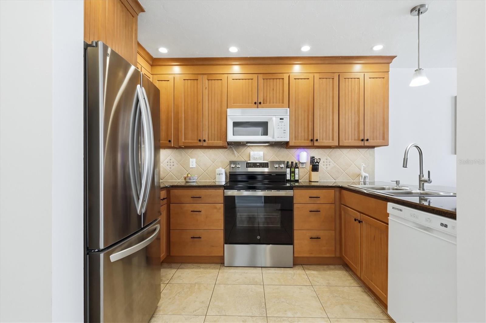 4652 Ringwood Mdw #38 Property Photo 15