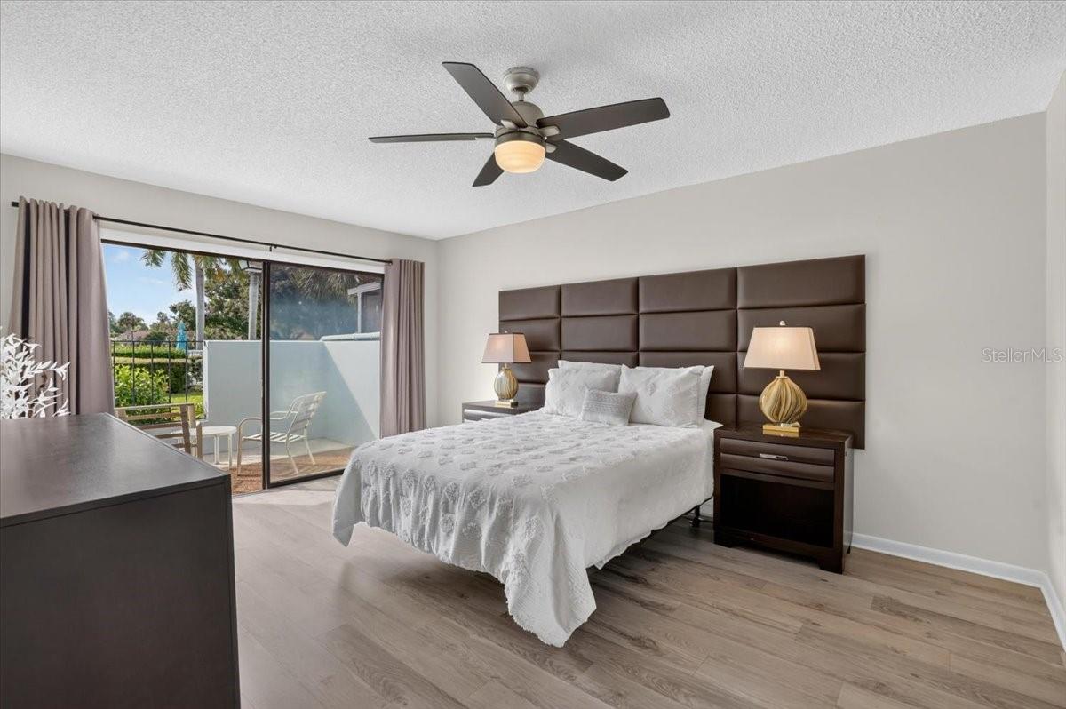 2319 Lakeside Mews #b3 Property Photo 15