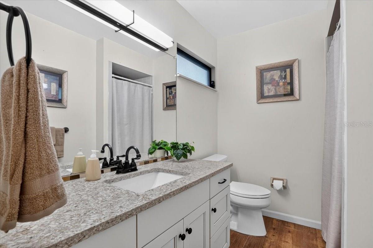 2319 Lakeside Mews #b3 Property Photo 26