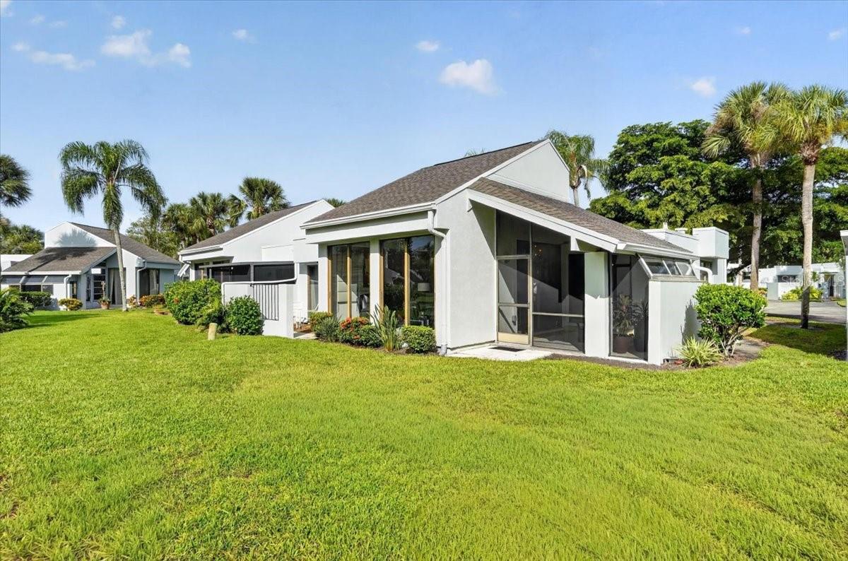 2319 Lakeside Mews #b3 Property Photo 29