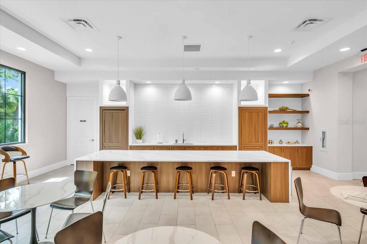 2319 Lakeside Mews #b3 Property Photo 44
