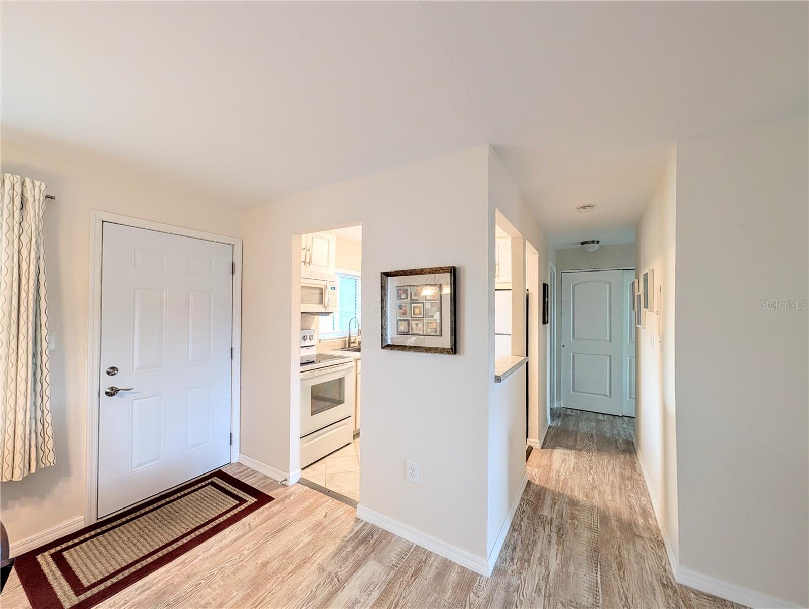 5949 Easy St #i36 Property Photo 6