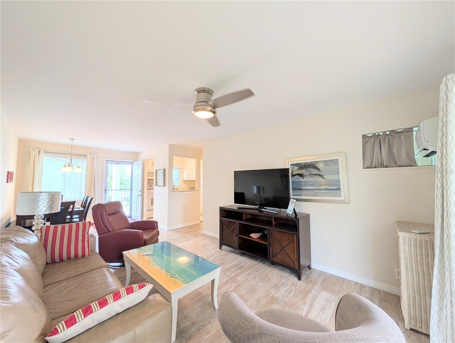 5949 Easy St #i36 Property Photo 11