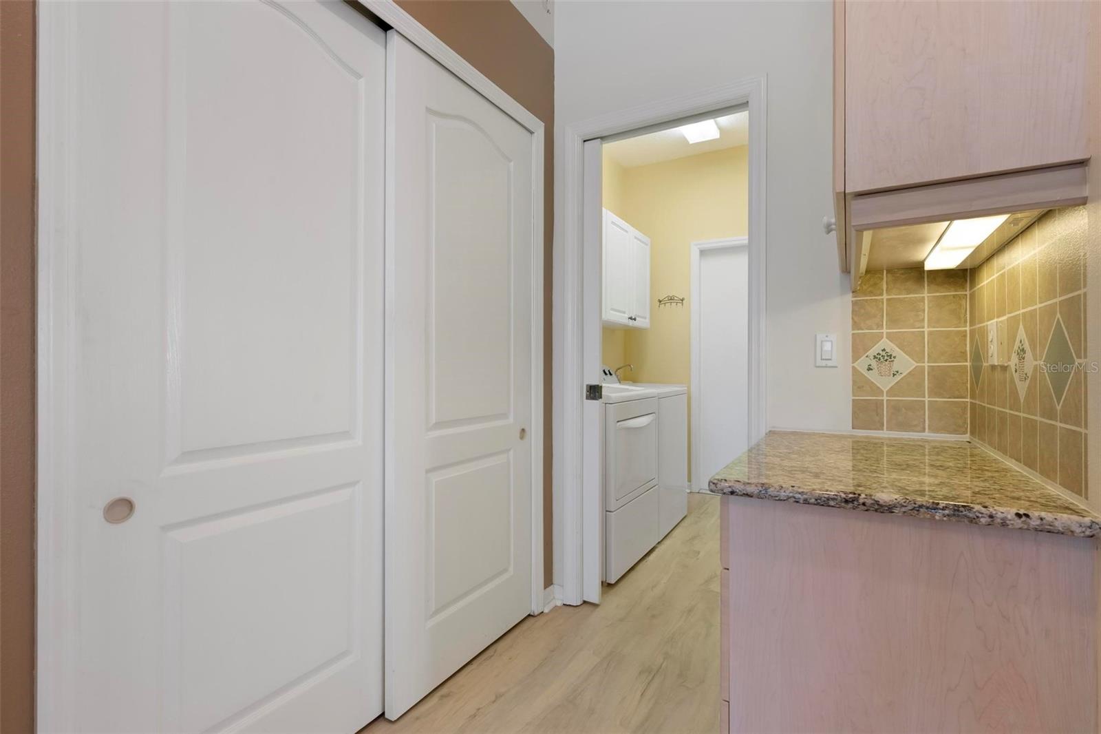 5151 Pine Shadow Ln Property Photo 11