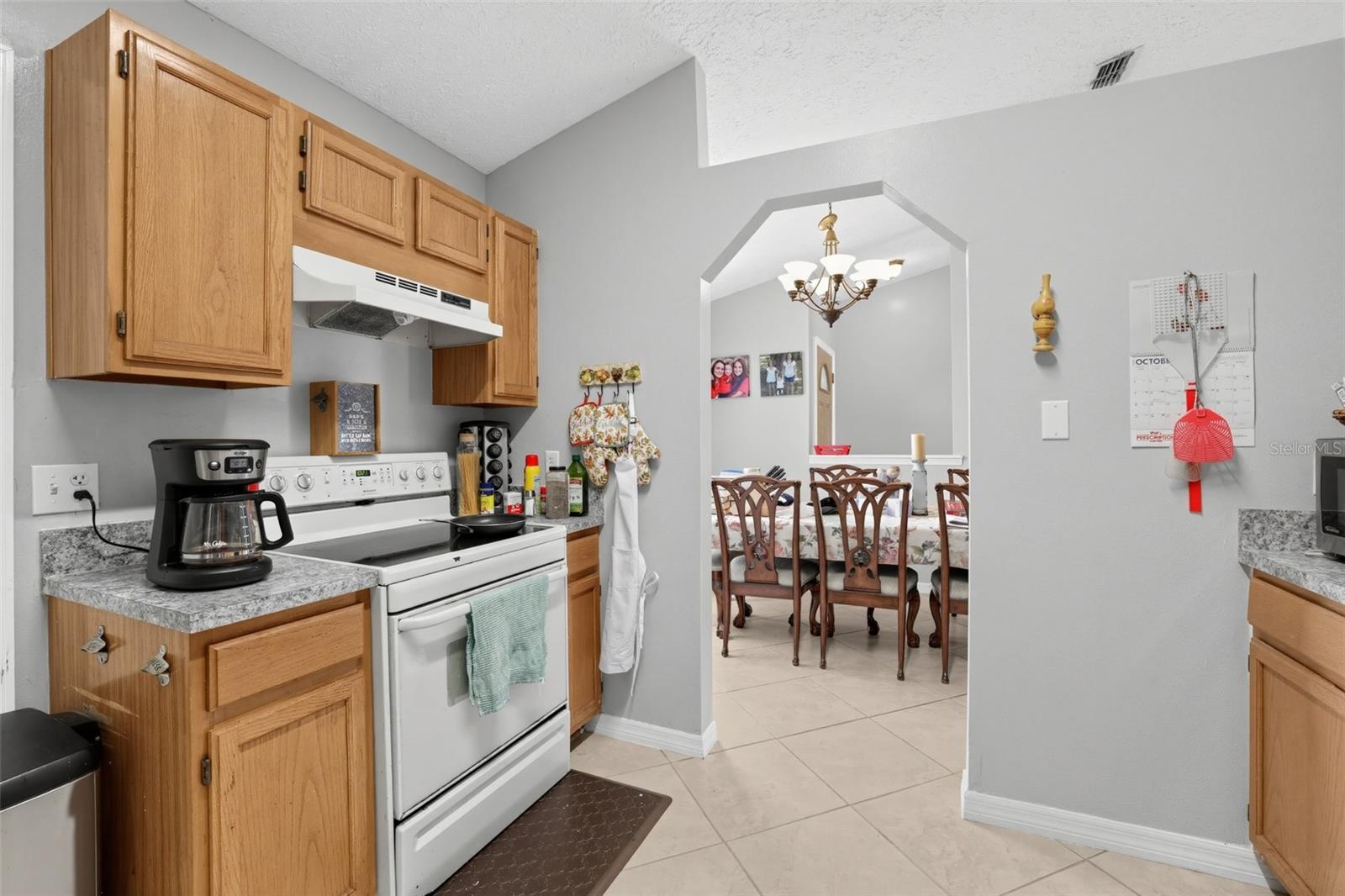 1805 Lakewind Dr Property Photo 17