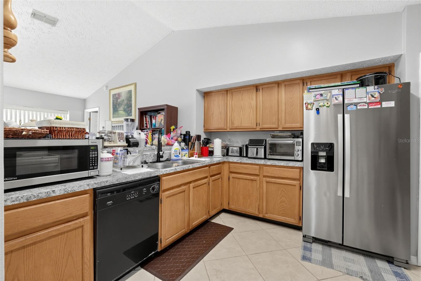 1805 Lakewind Dr Property Photo 18