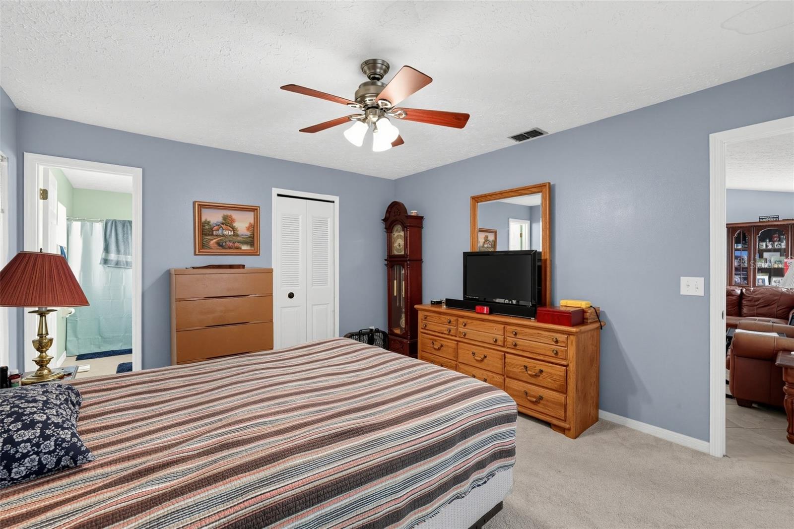 1805 Lakewind Dr Property Photo 22