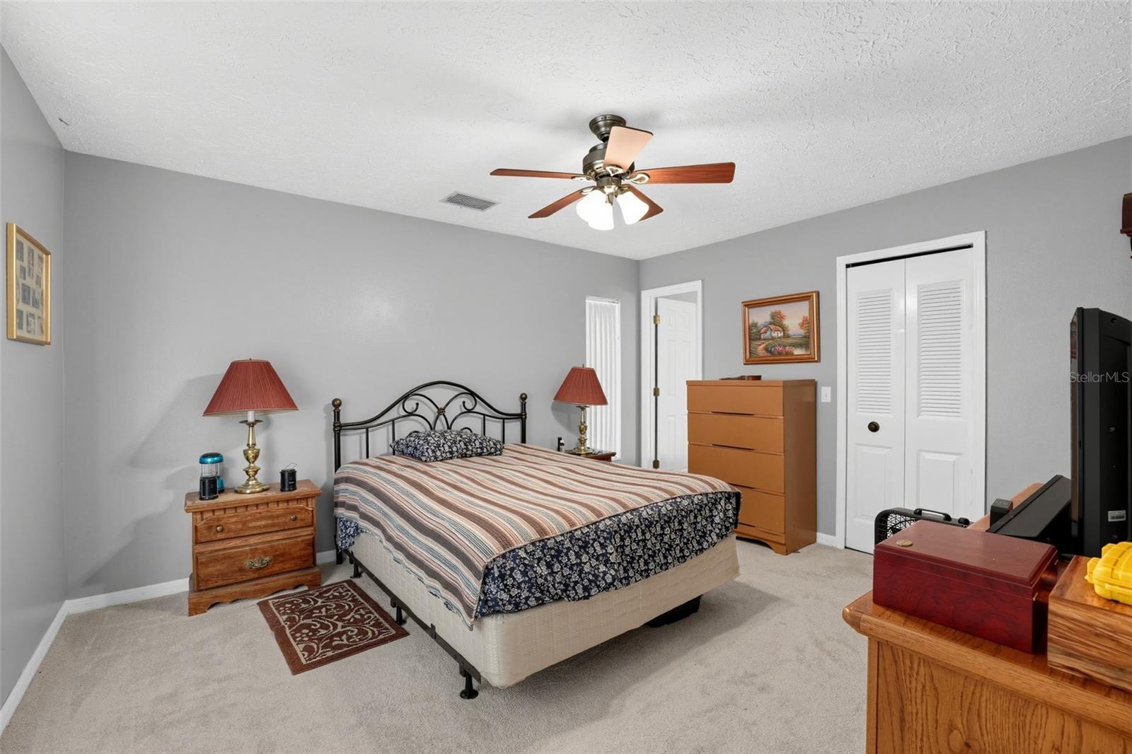 1805 Lakewind Dr Property Photo 24