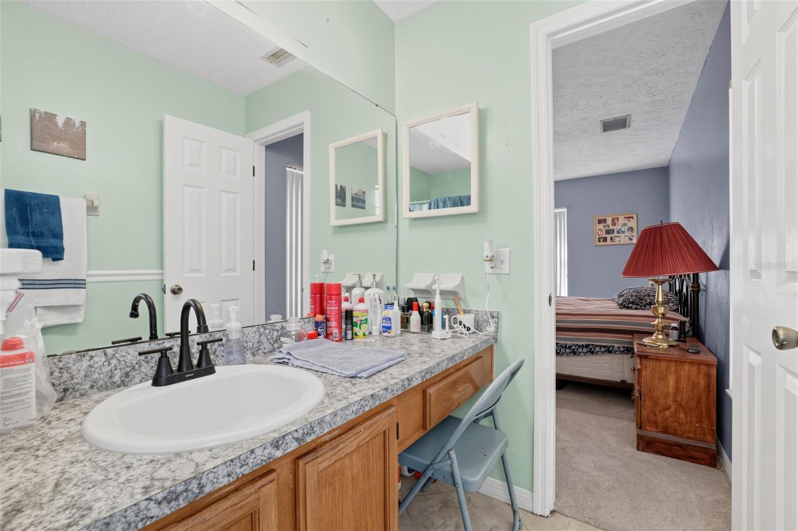 1805 Lakewind Dr Property Photo 27