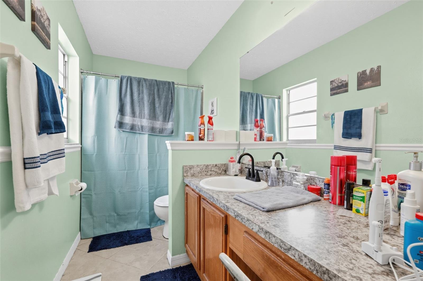 1805 Lakewind Dr Property Photo 28
