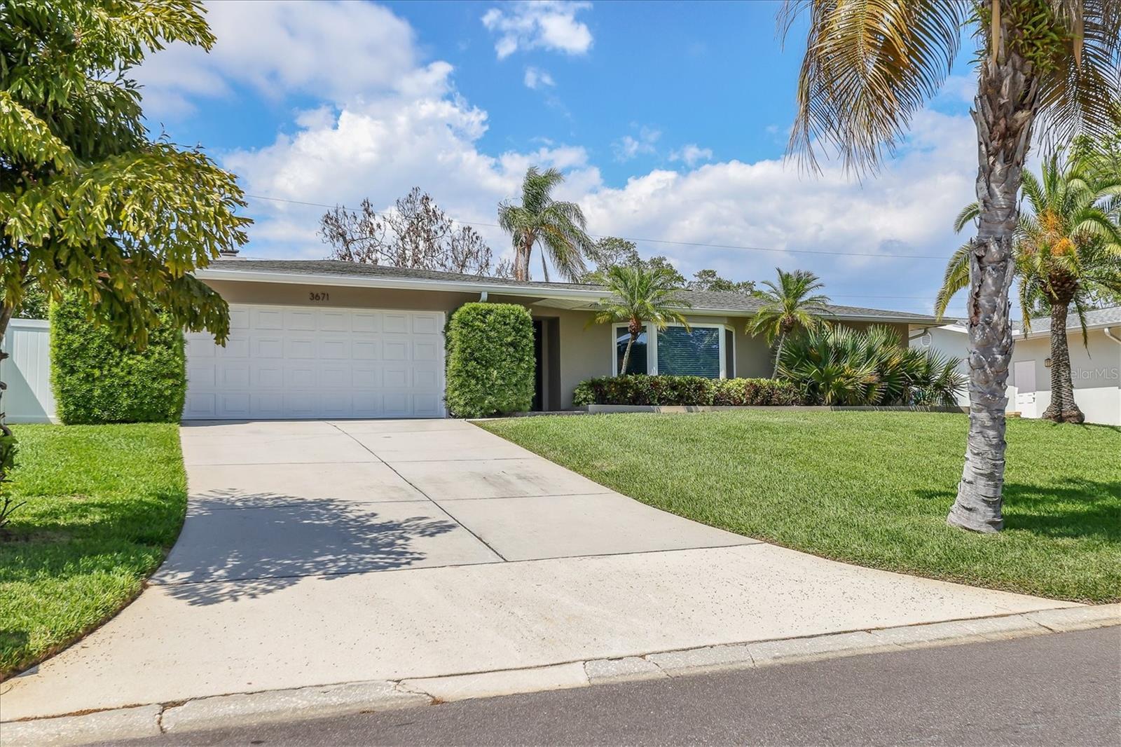 3671 Avocado Rd Property Photo 2