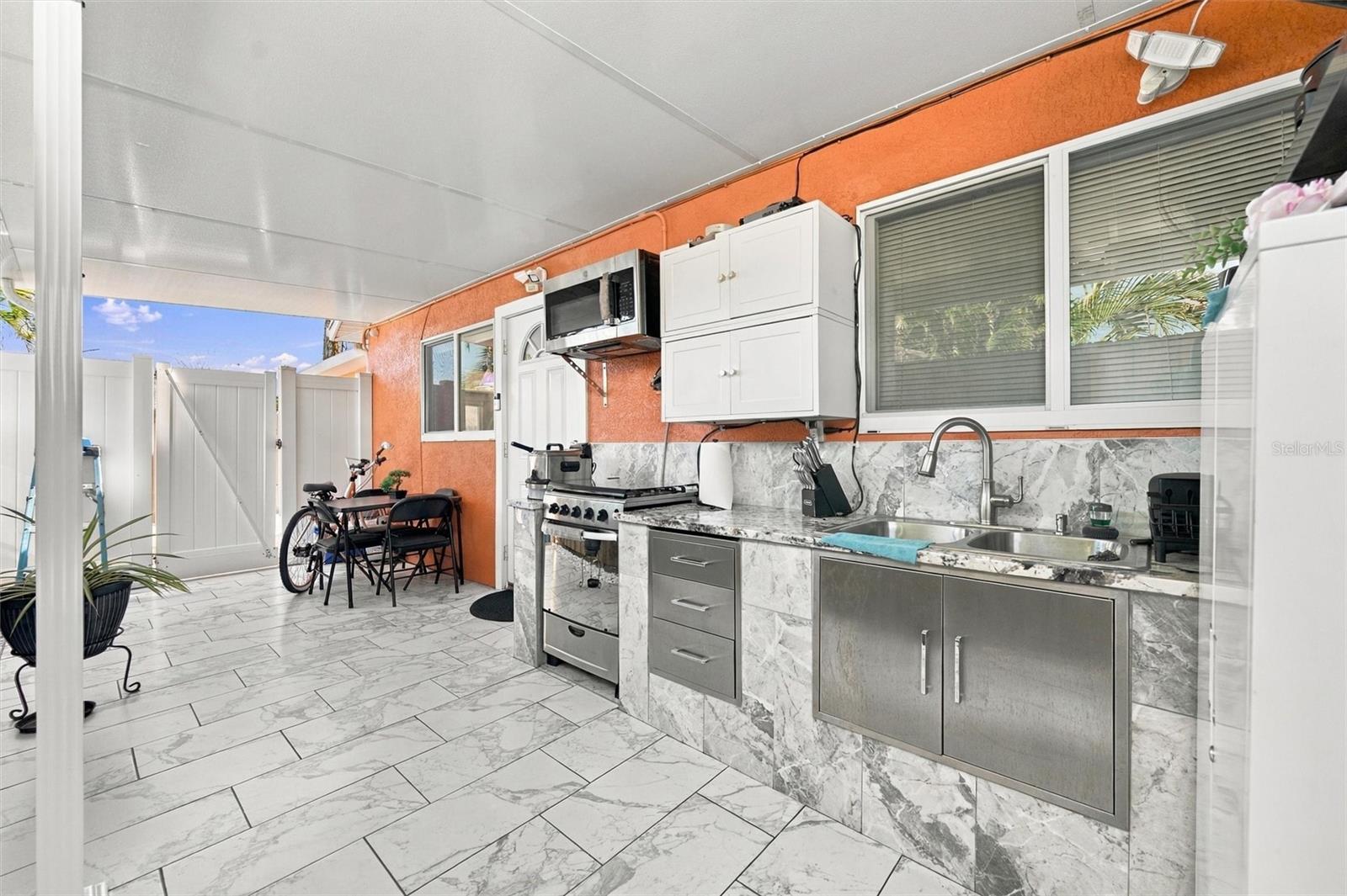 6625 Mauna Loa Blvd Property Photo 34