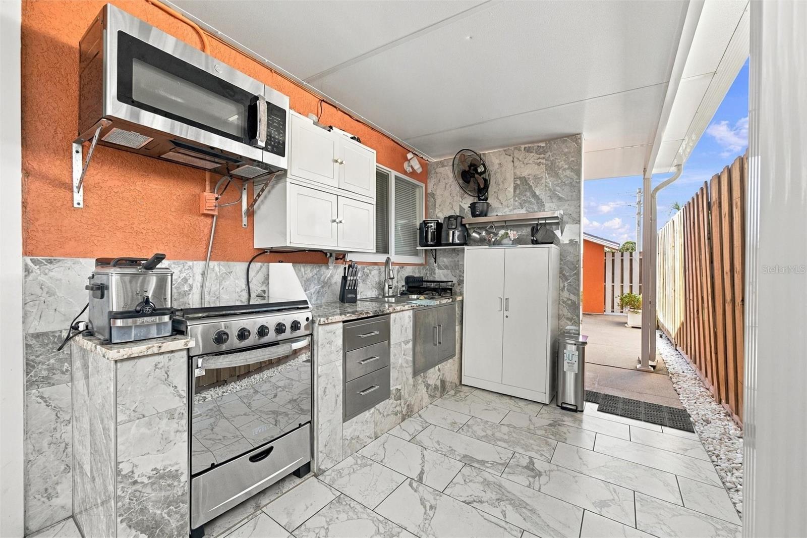 6625 Mauna Loa Blvd Property Photo 36