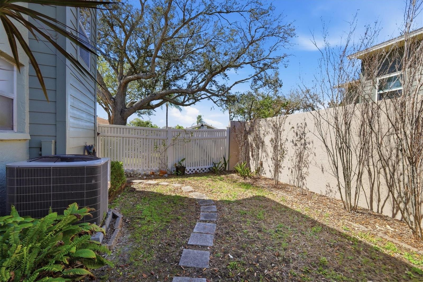 4173 Center Pointe Cir #87b Property Photo 21