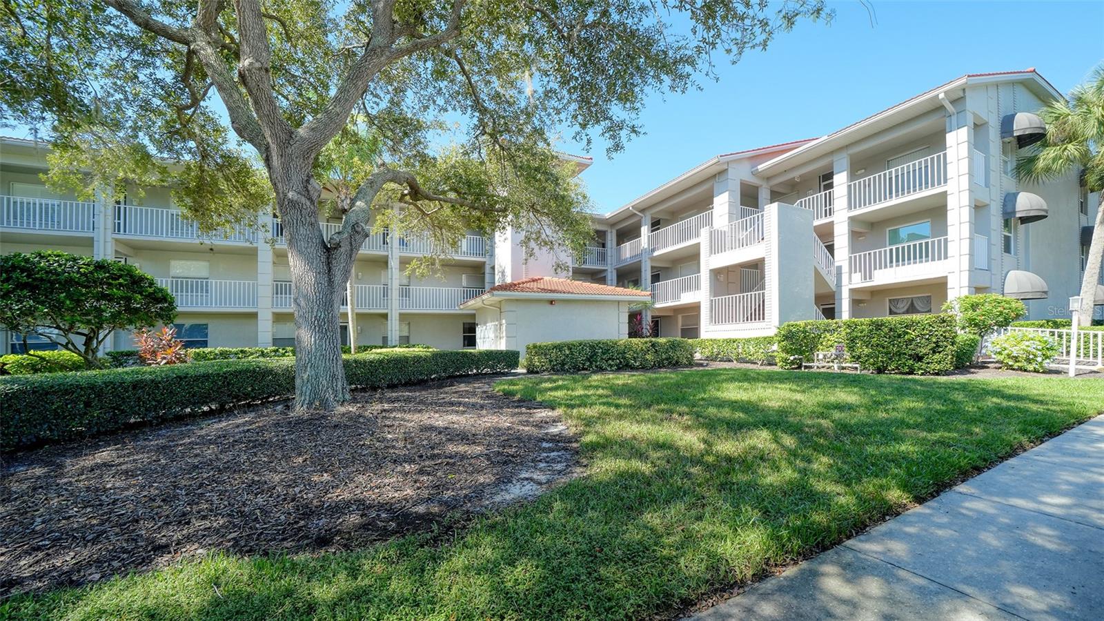9330 CLUBSIDE CIR #3110 Property Photo 1