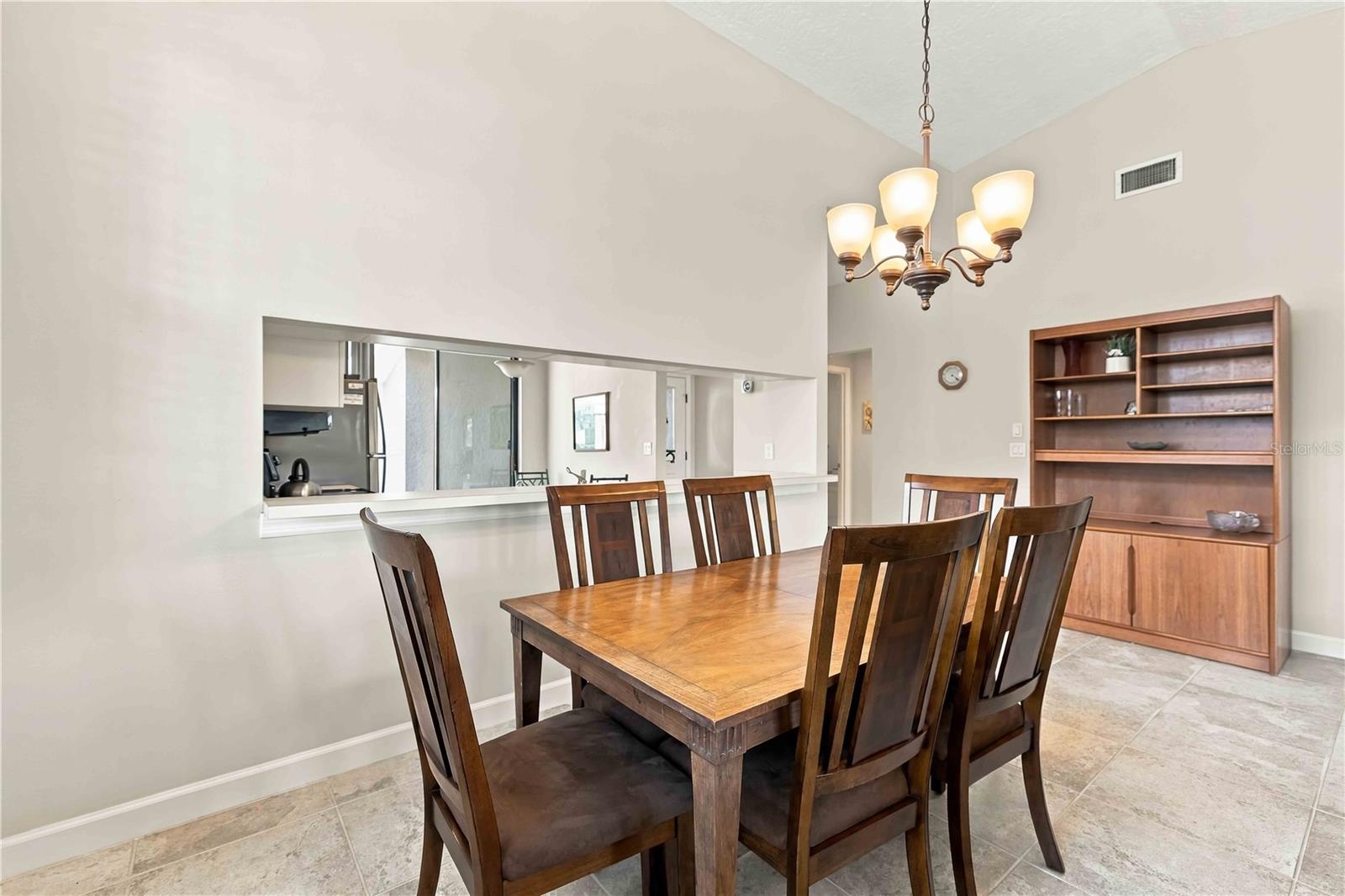 5480 Hampstead Heath #14 Property Photo 8