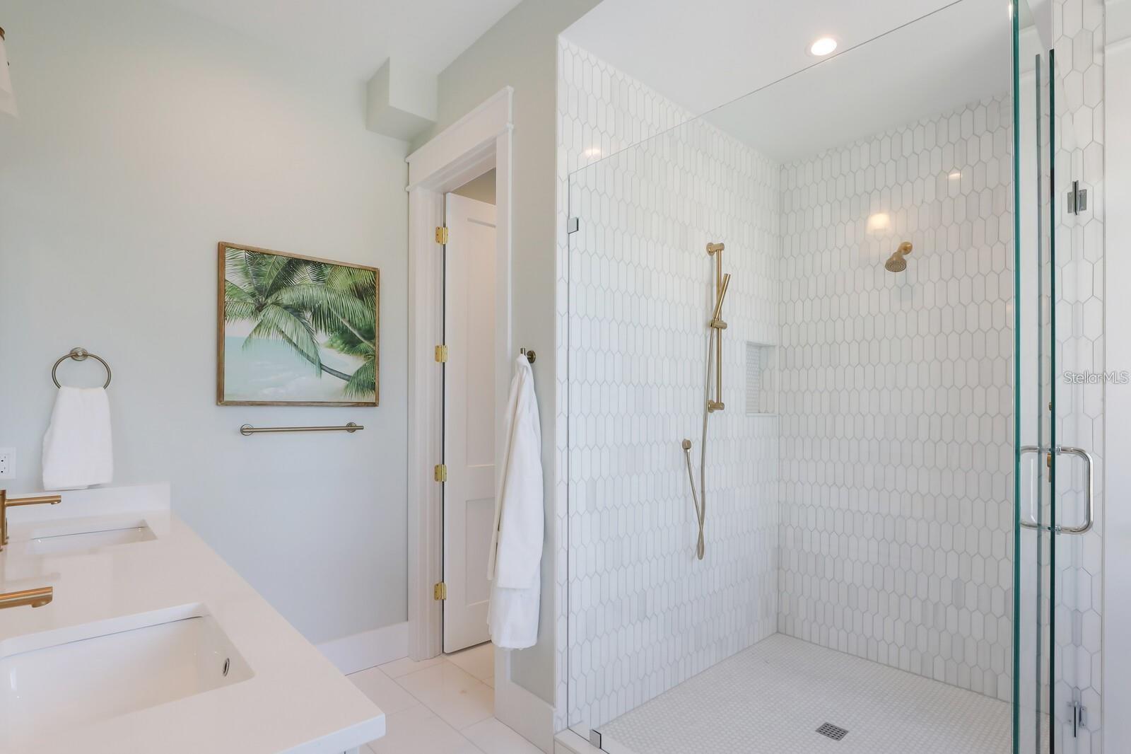 6930 Longboat Dr S Property Photo 24