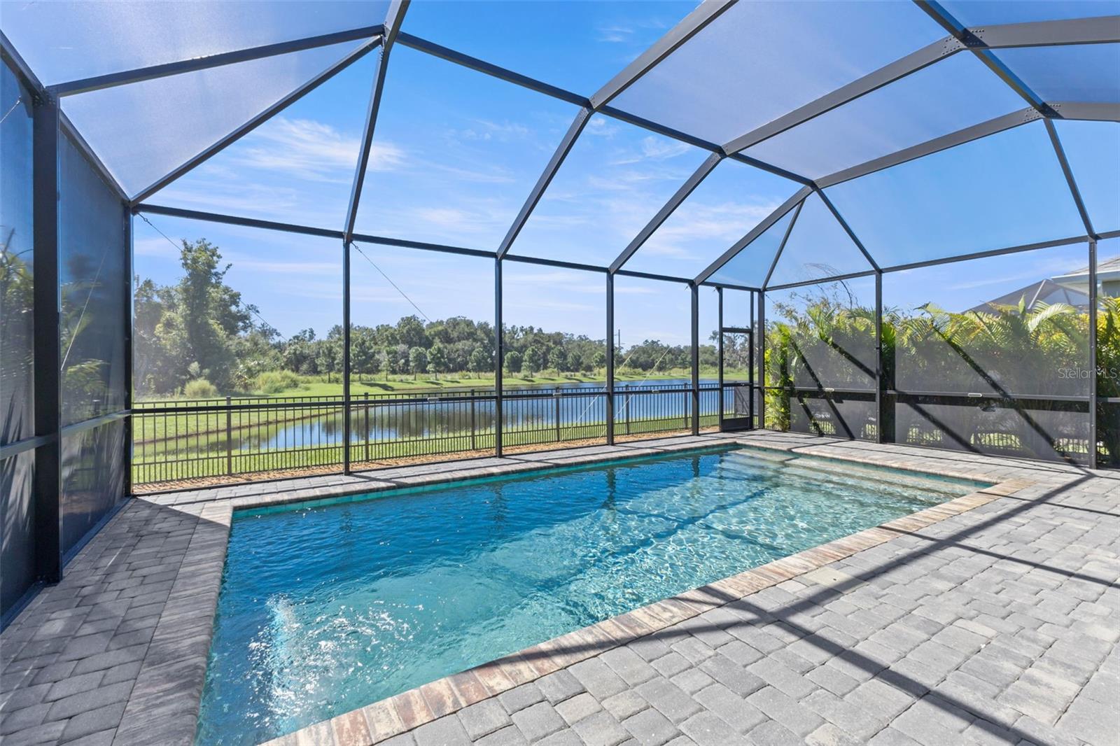 9961 Cross River Trl Property Photo 3