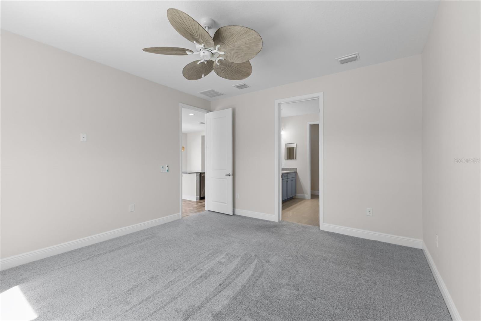 9961 Cross River Trl Property Photo 27