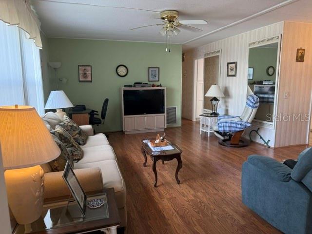 3412 Oakwood Blvd S Property Photo 7