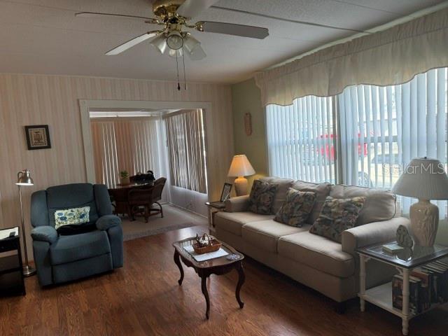 3412 Oakwood Blvd S Property Photo 8