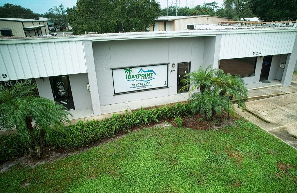511 Interstate Ct Property Photo 3