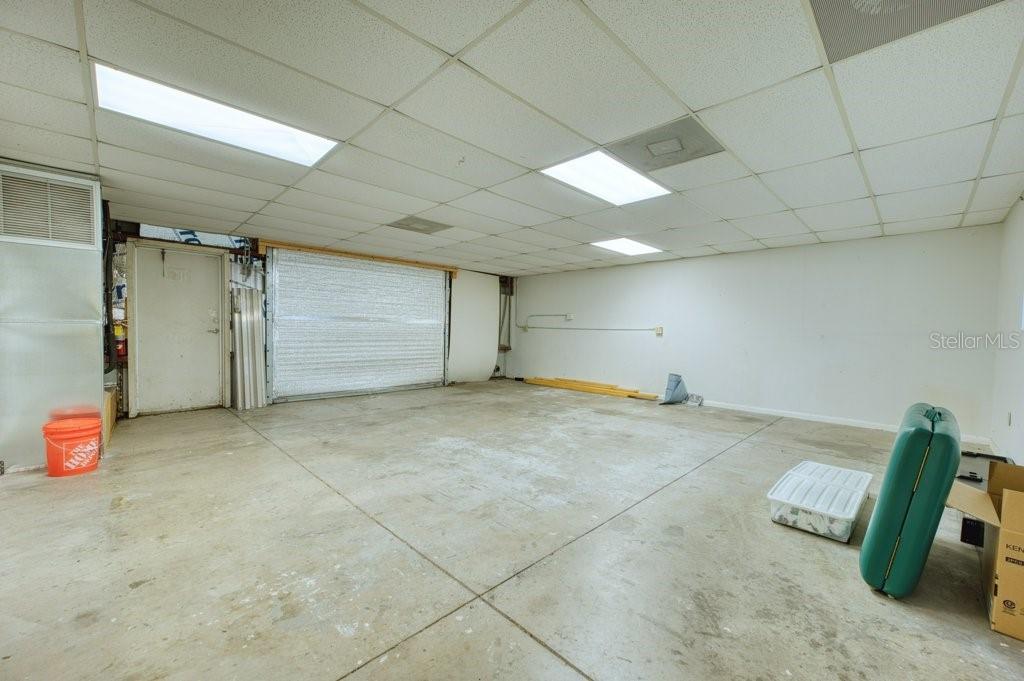 511 Interstate Ct Property Photo 20