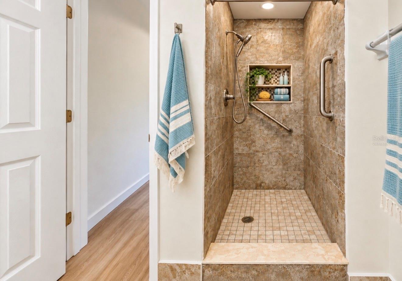 1406 W Del Webb Blvd Property Photo 19