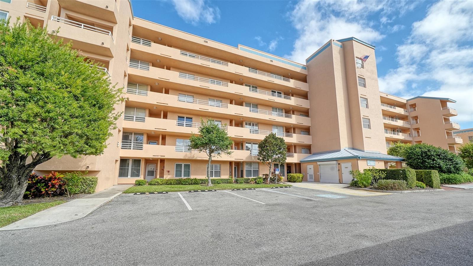4550 Pinebrook Cir #203 Property Photo 1