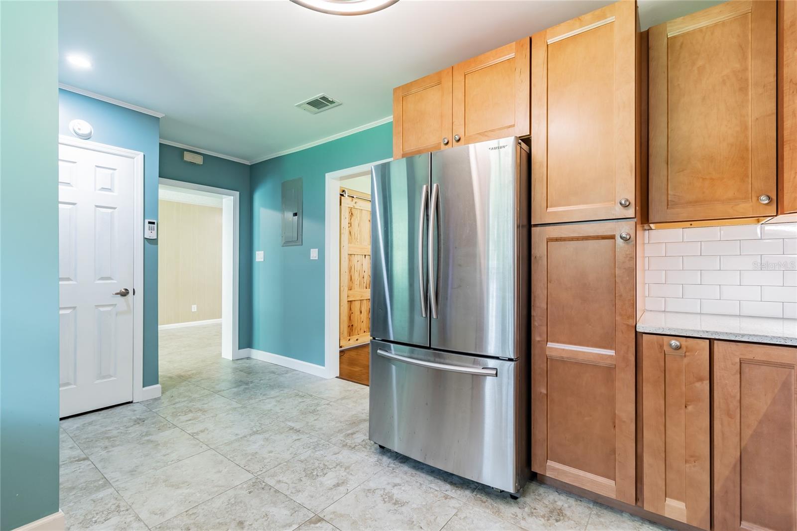 308 Glen Burnie Ave Property Photo 10