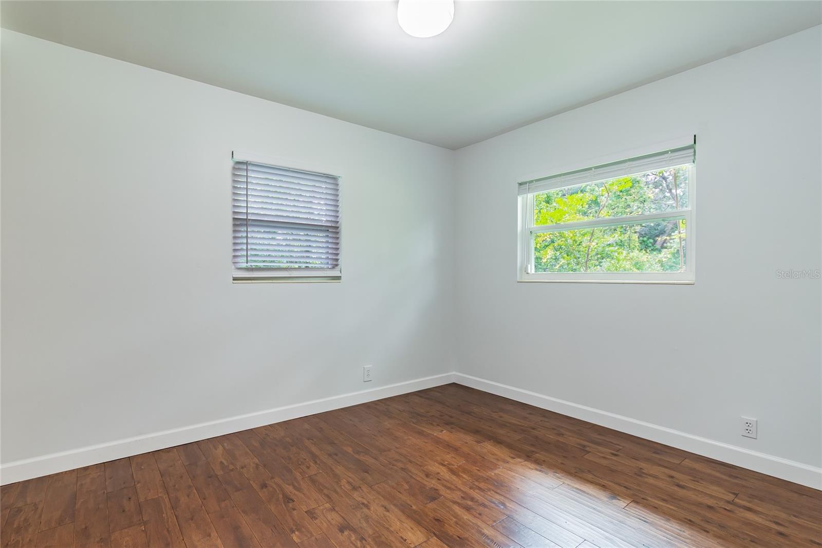 308 Glen Burnie Ave Property Photo 21