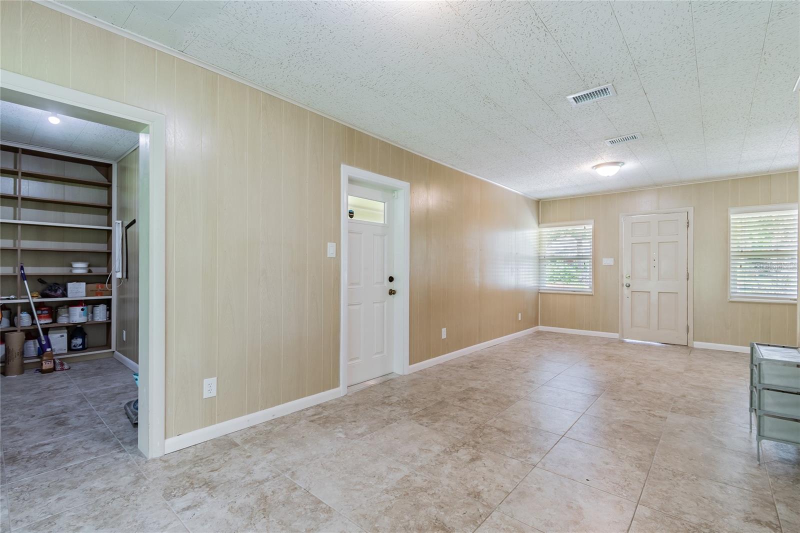 308 Glen Burnie Ave Property Photo 26