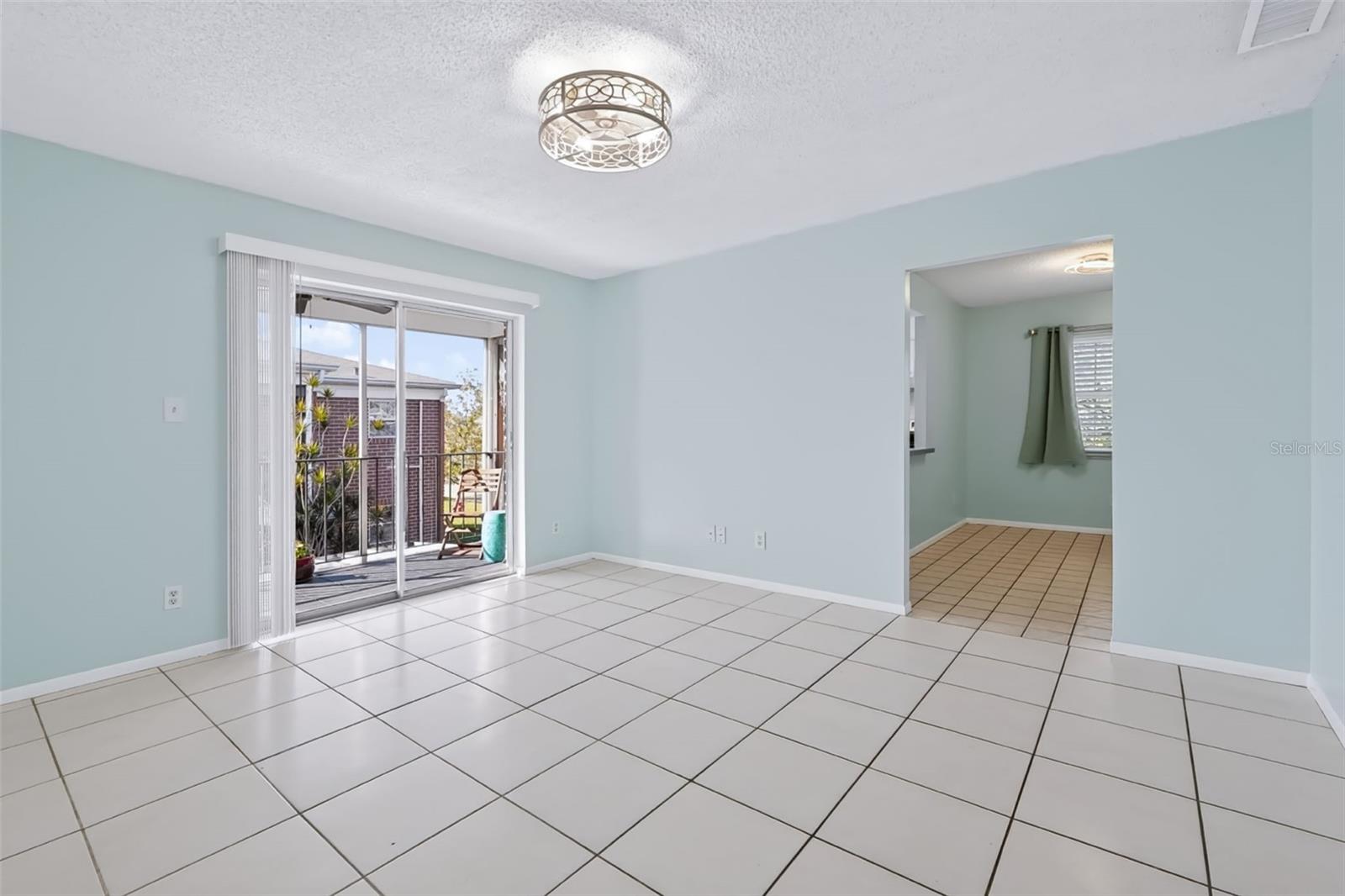 1162 84th Ter N #d Property Photo 3