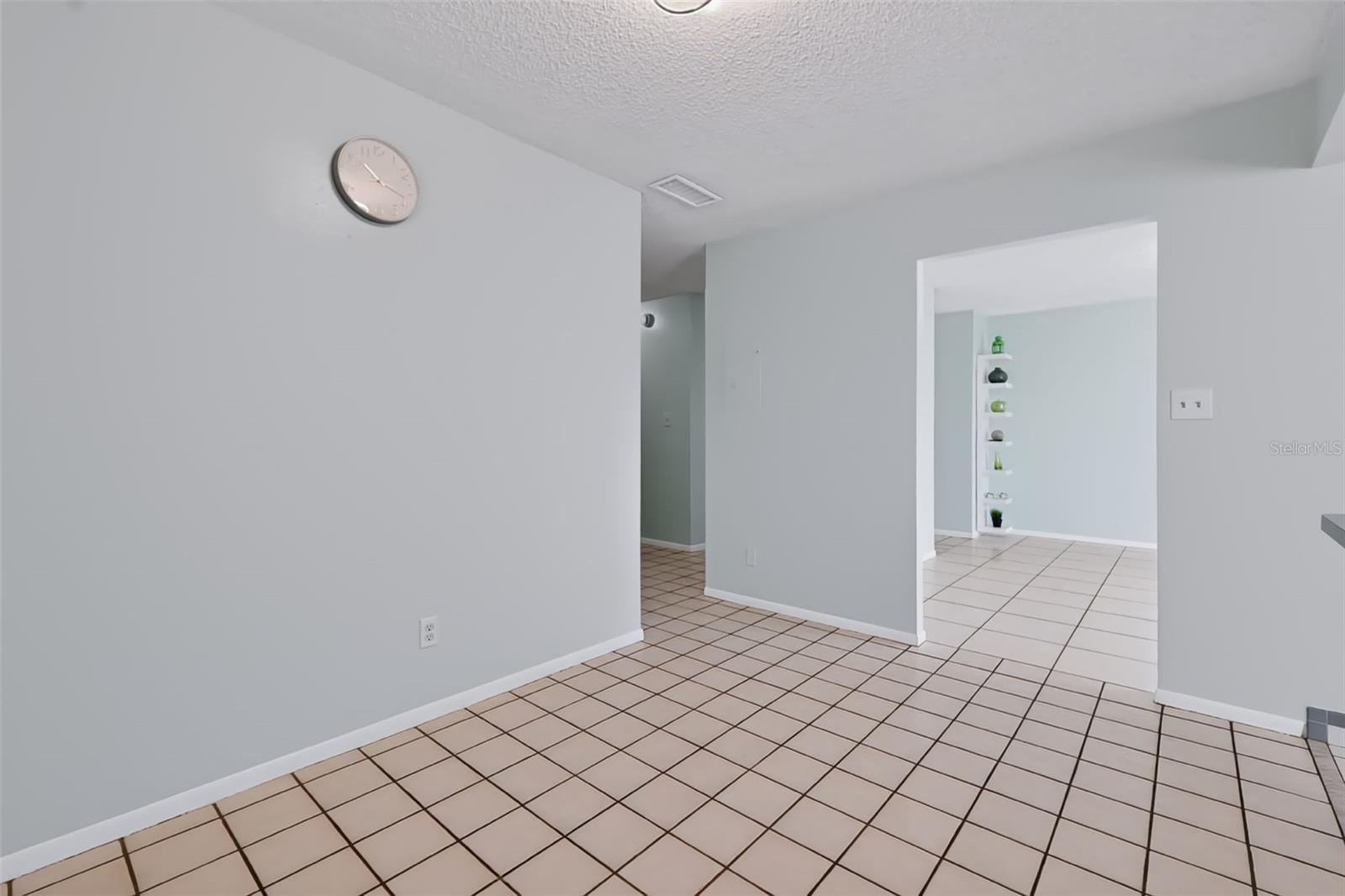 1162 84th Ter N #d Property Photo 4