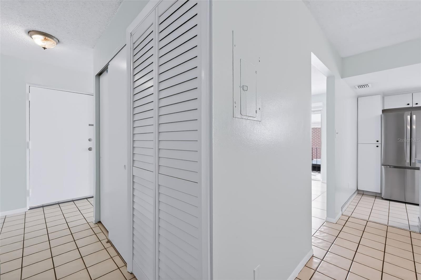 1162 84th Ter N #d Property Photo 9