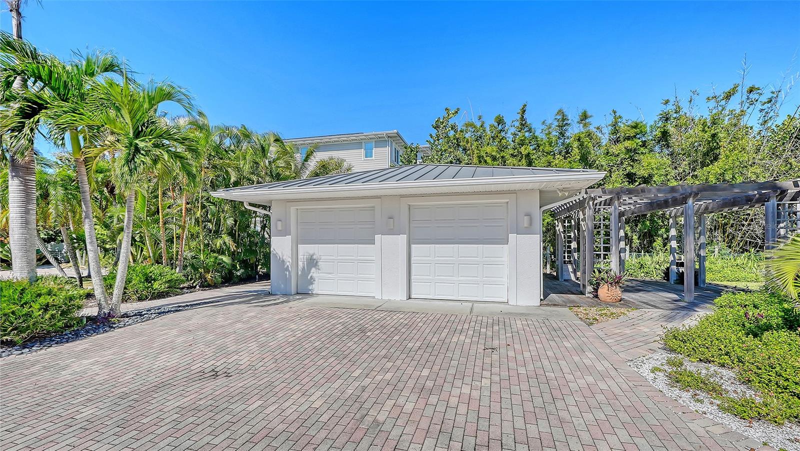 6061 Gulf Of Mexico Dr Property Photo 10