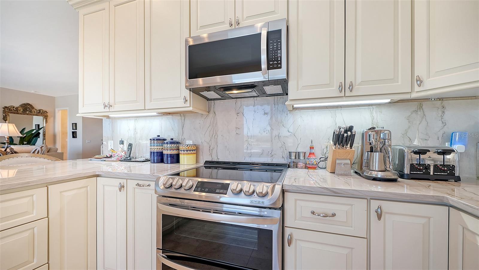 6061 Gulf Of Mexico Dr Property Photo 27