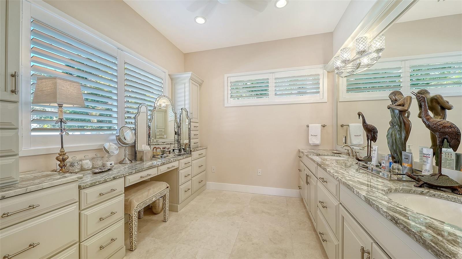 6061 Gulf Of Mexico Dr Property Photo 36