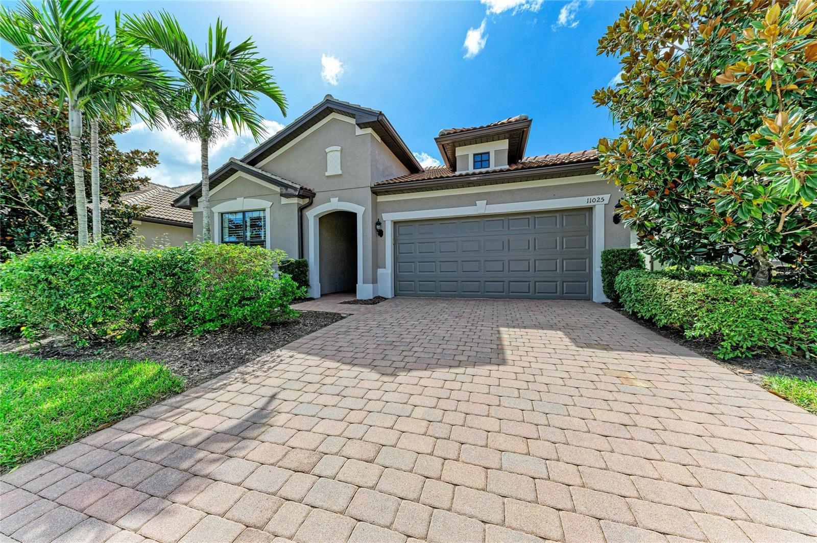 11025 Sandhill Preserve Dr Property Photo 1