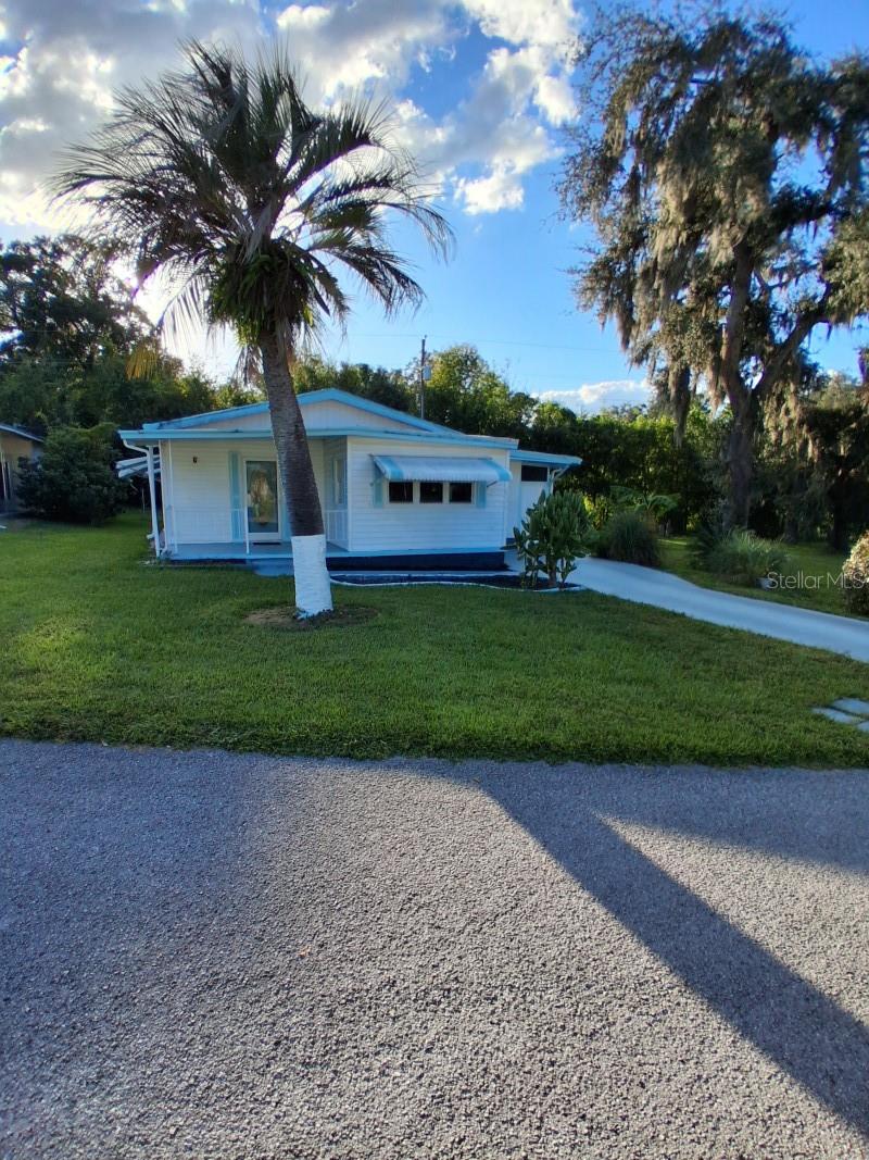 6123 Ridgewood Dr Property Photo 1