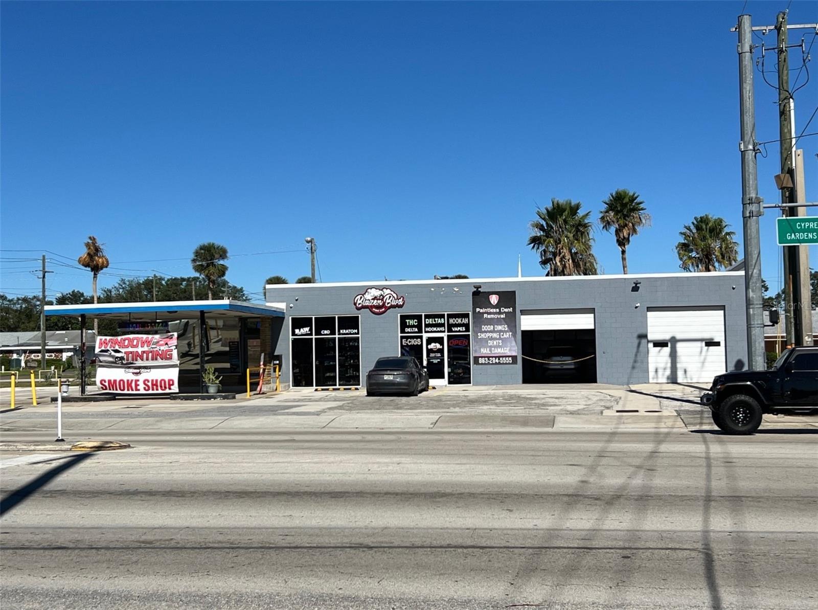 801 Cypress Gardens Blvd Property Photo