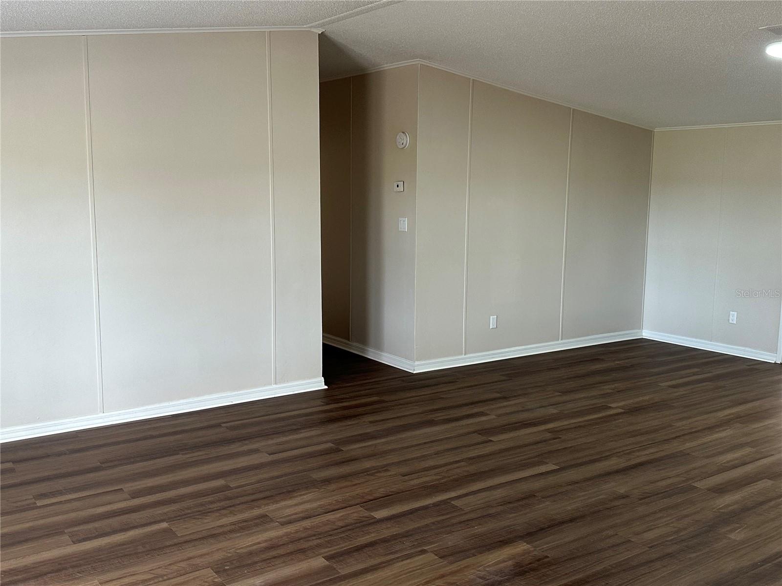 4126 W Bella Vista St Property Photo 4