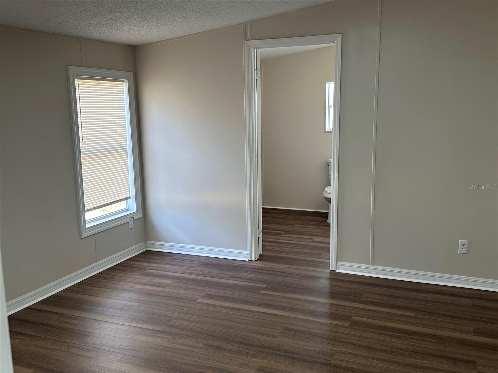 4126 W Bella Vista St Property Photo 5