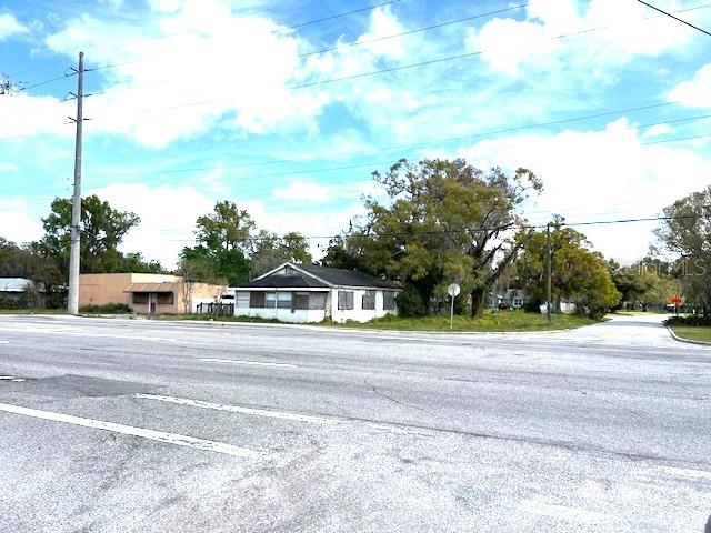 980 Berkley Rd Property Photo 7
