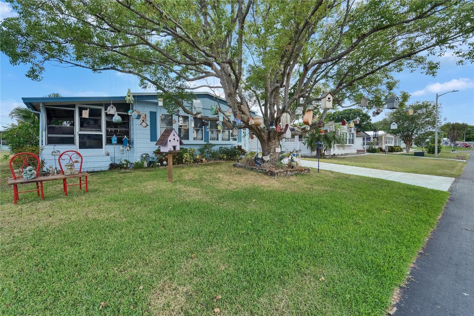 1575 Longbow Dr Property Photo 1