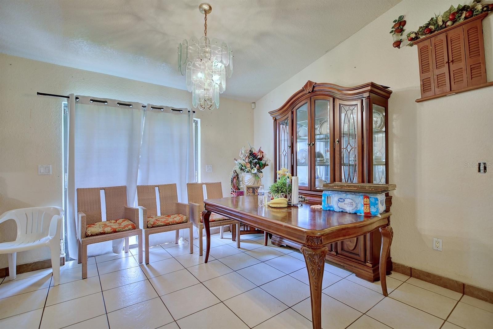 3092 Golfview Dr Property Photo 9