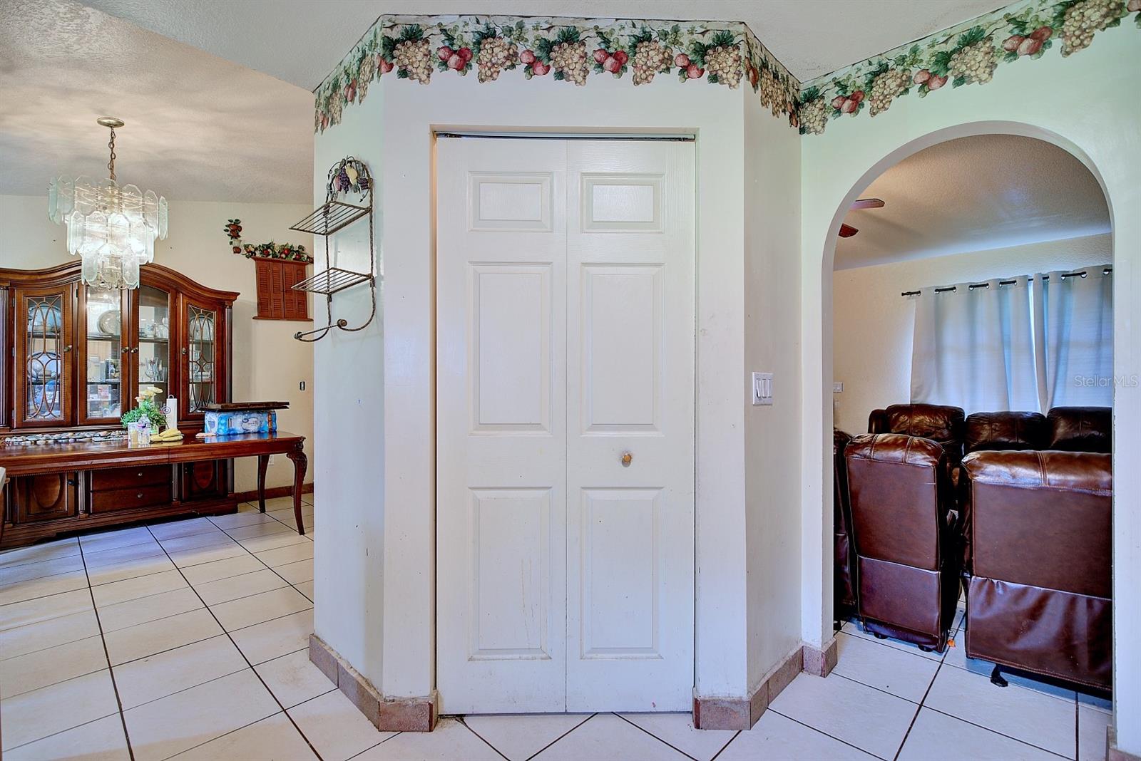 3092 Golfview Dr Property Photo 14